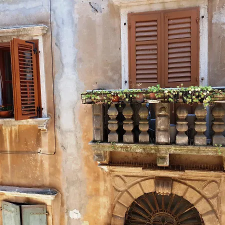 Apartman Old Town Garden